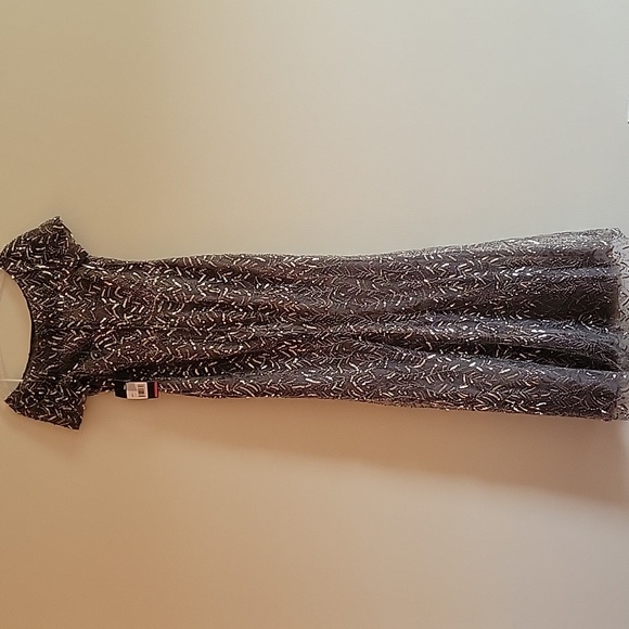 NWT La Femme Beaded Column Gown Dress Short Sleeve Style 29910 Silver Size 4 - Picture 10 of 11